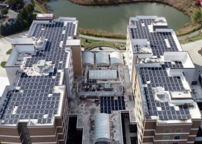 Commercial Rooftop Solar Installation in Chicago, IL